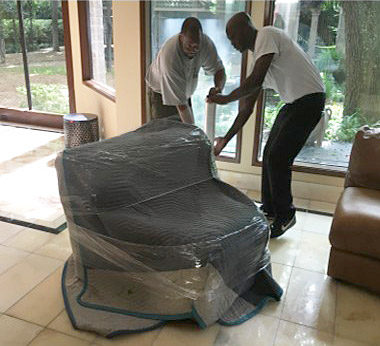 Movers in Houston with packing services