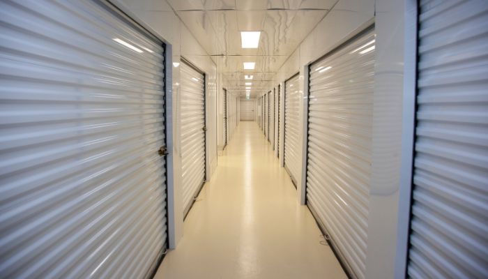 How Commercial Storage Units Can Help During an Office Move