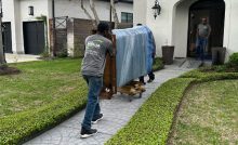 Pros and Cons of Residential Home Movers